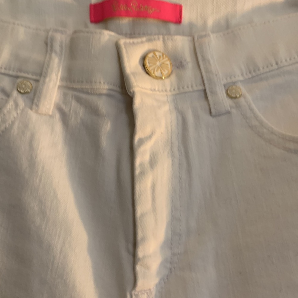 Lilly Pulitzer white jeans. - Picture 2 of 6